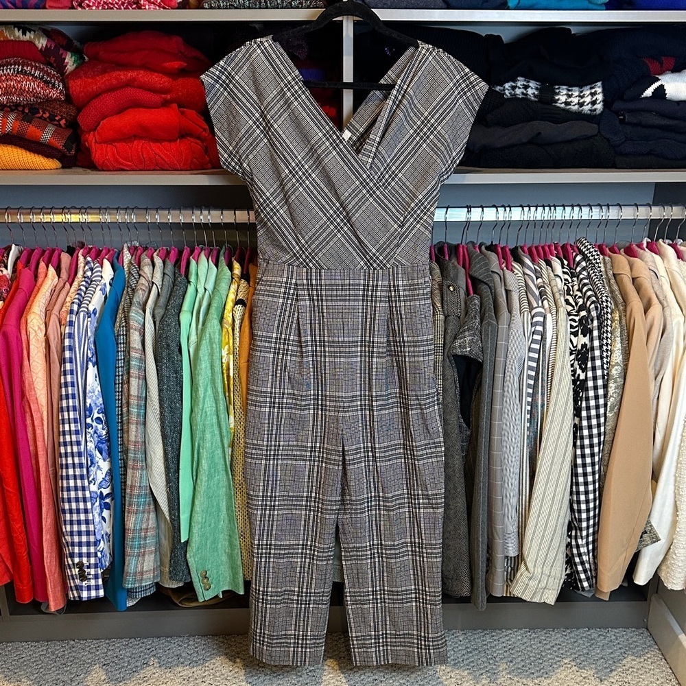 Oak + Fort black/cream plaid v neck 2 pocket side zip wide leg jumpsuit size S